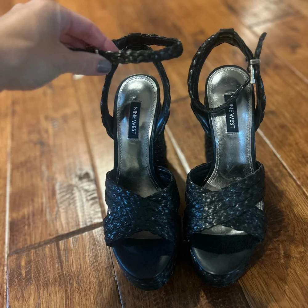 Nine West Hadyn Platform Sandal